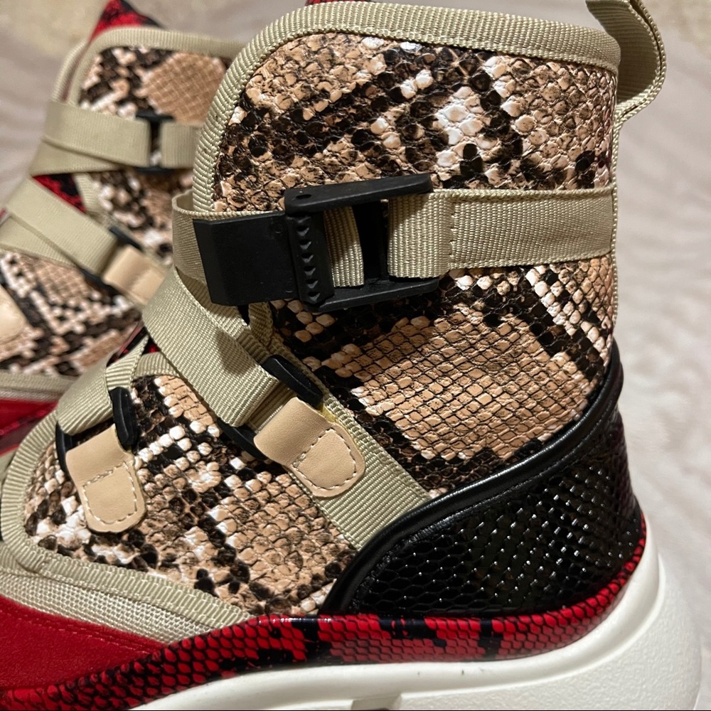 High Top Snake Print Sneakers - Picture 5 of 6